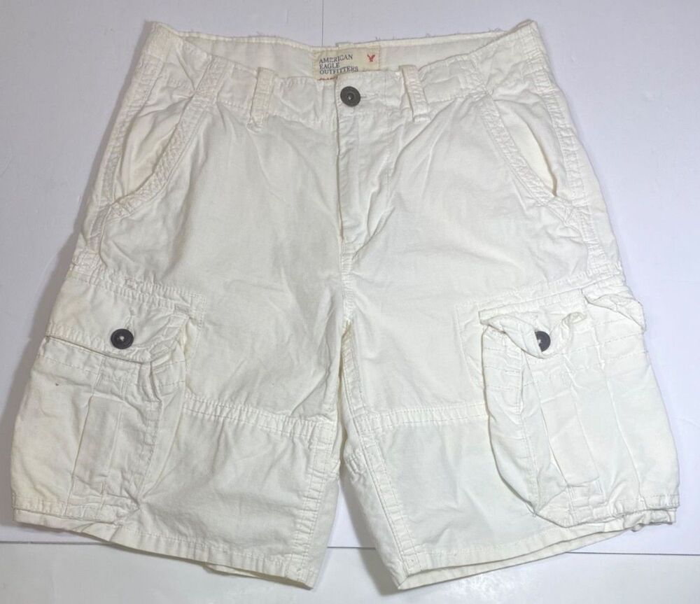 American Eagle Cargo Shorts~Mens size 28, 32" waist~Ivory/Cream/Off-White